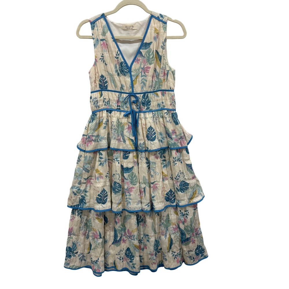 Doe and Rae Tropical Floral Tiered Midi Dress Cream Blue Smocked Waist Small